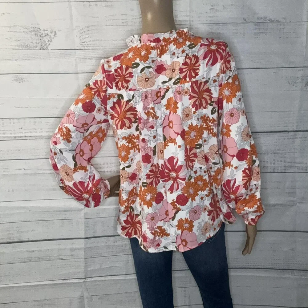 NWOT Floral Print Blouse - Picture 4 of 7